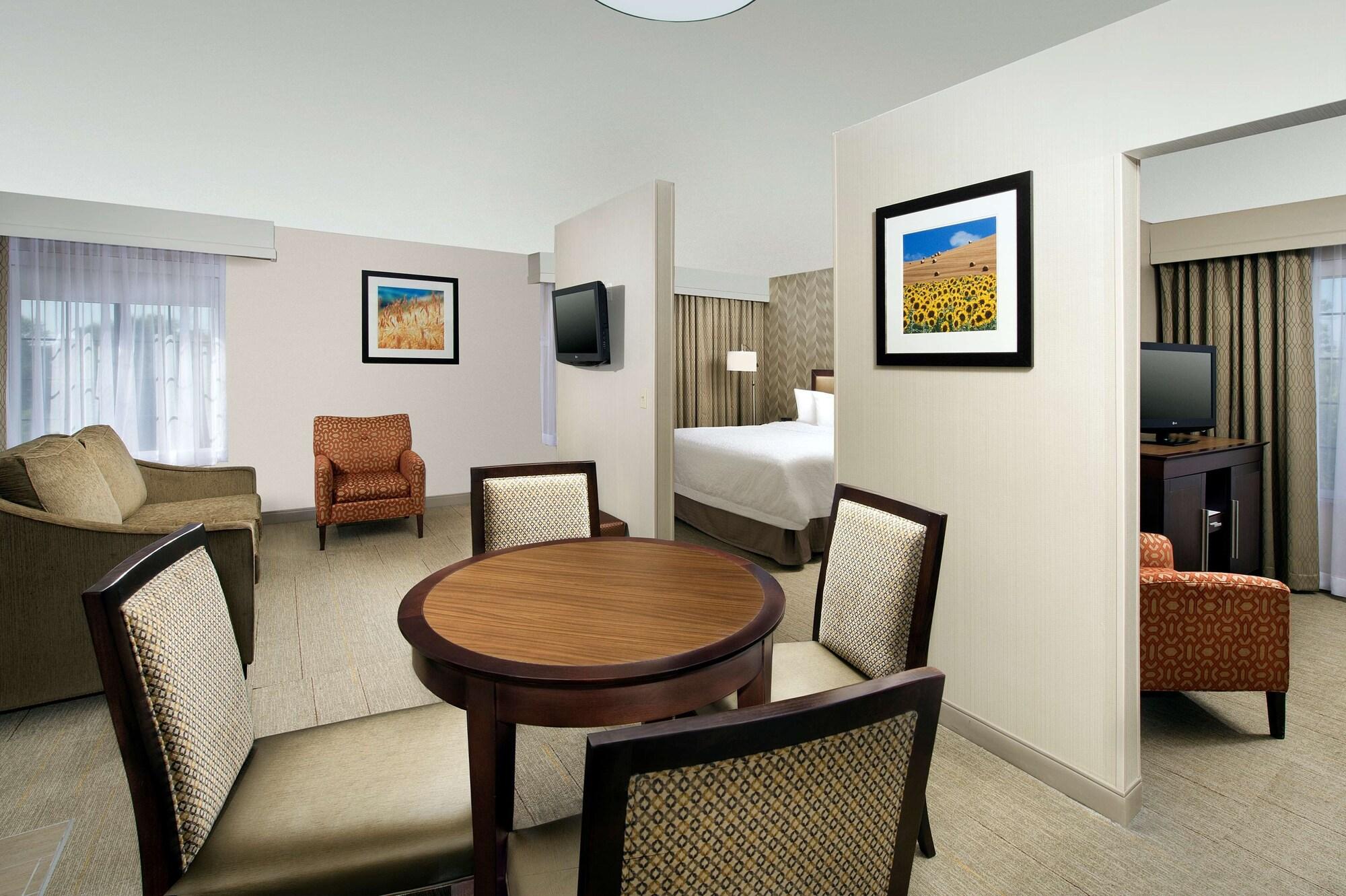 Hampton Inn Kansas City The Legends Zewnętrze zdjęcie